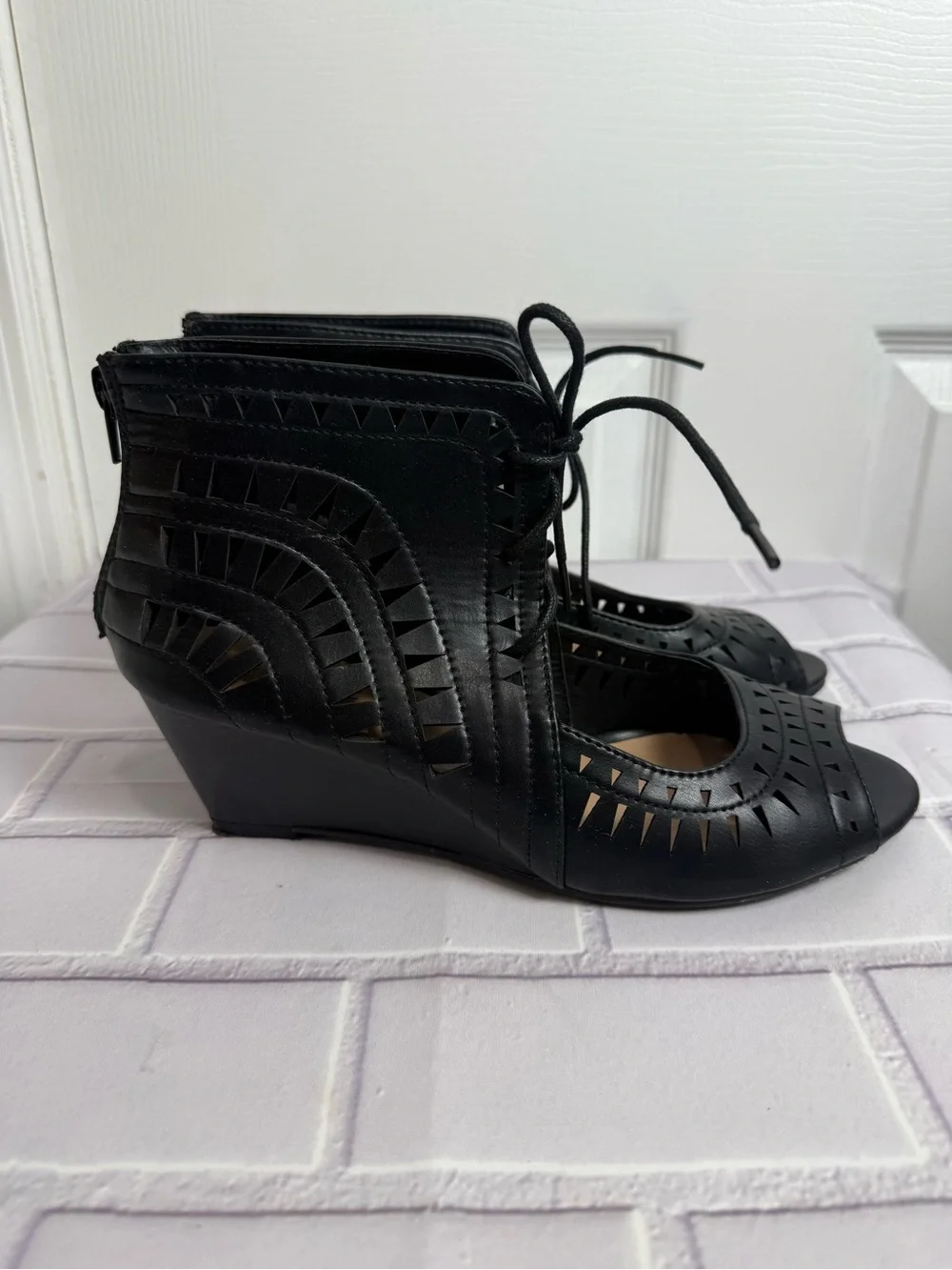 Bonnibel Black Cutout Lace-Up Wedge Sandals Peep Toe Size 9